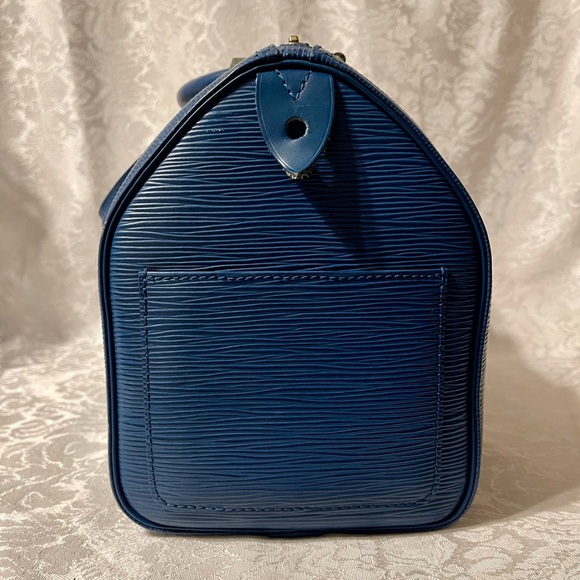 ✅AUTHENTIC ✅Louis Vuitton Epi Speedy 25 Bag - Picture 4 of 16